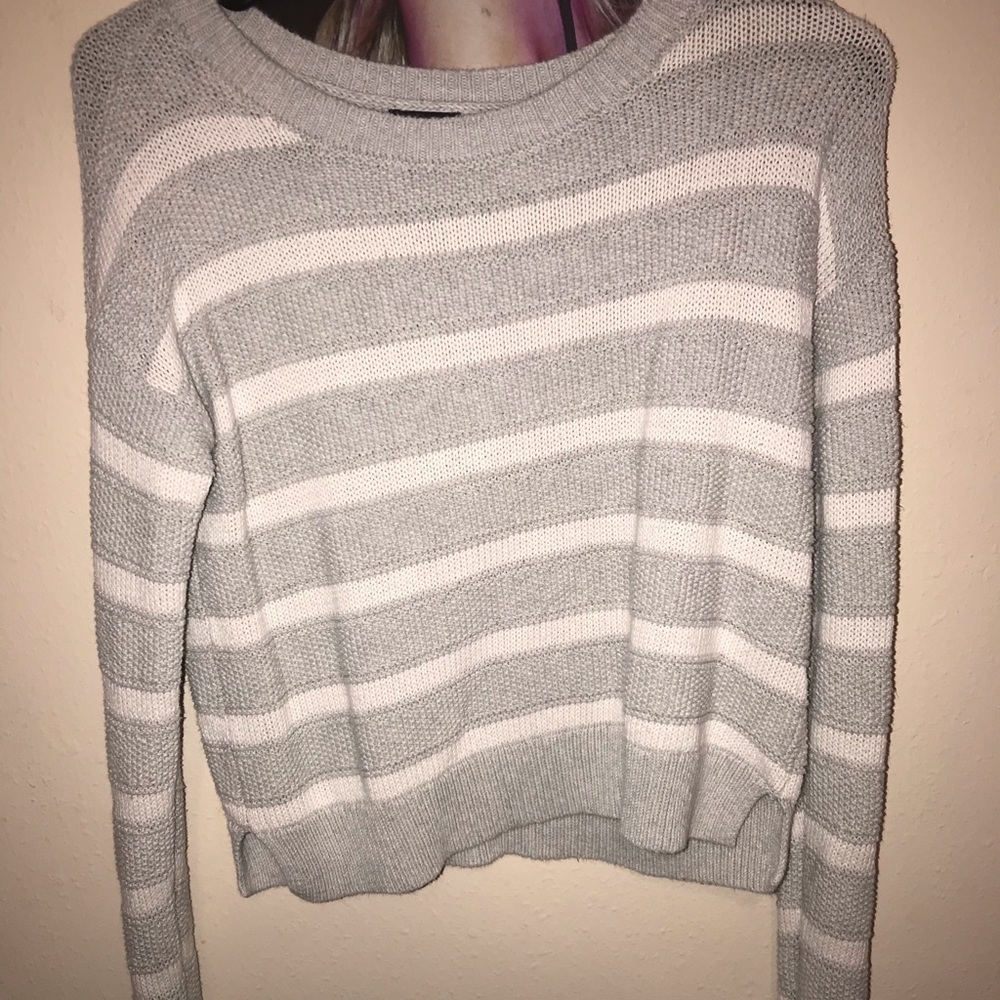 Knitted crop sweater!